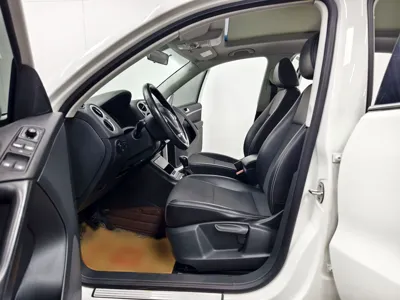Volkswagen Tiguan 2016, 127200 км, за 53002.84 CNY - фото 33