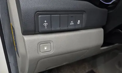 Kia Canival 2015, 166295 км, за 8900000 KRW - фото 33