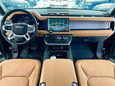 Land Rover Defender 2024, 26000 км, за 668500 CNY - фото 9
