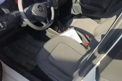 Volkswagen Santana 2018, 45000 км, за 48693.85 CNY - фото 23