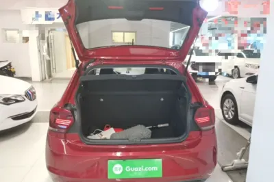 Volkswagen Polo 2019, 66700 км, за 54438.14 CNY - фото 22
