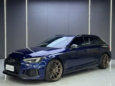 Audi RS 4 · 2019 год