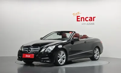 Mercedes-Benz E-Class · 2012 год