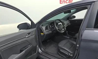 Hyundai Avante 2017, 128355 км, за 9900000 KRW - фото 10