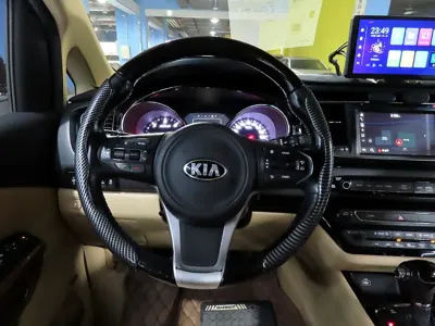 Kia Canival 2016, 194708 км, за 14000000 KRW - фото 9