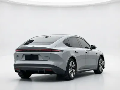 Nio ET5 2023, 80000 км, за 108800 CNY