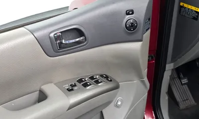 Kia Canival 2012, 159116 км, за 9500000 KRW - фото 16