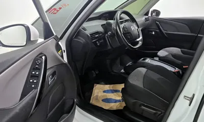Citroen-DS C4 SpaceTourer 2019, 115928 км, за 9800000 KRW - фото 10