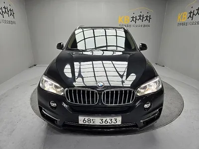 BMW X5 · 2015 год