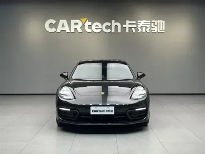 Porsche Panamera 2023, 29000 км, за 675800 CNY