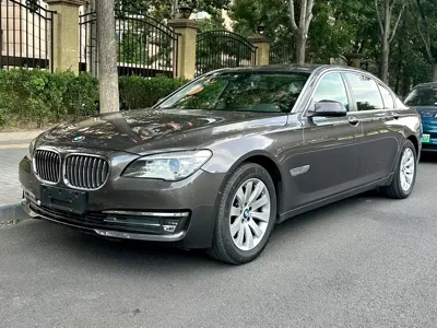 BMW 7 Series · 2014 год