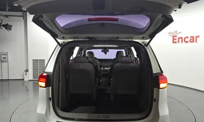 Kia Canival 2015, 166295 км, за 8900000 KRW - фото 32