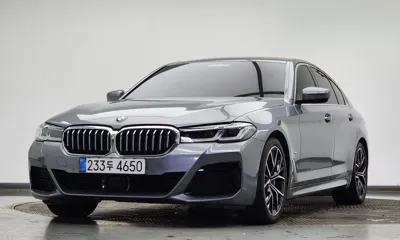 BMW 5-Series · 2023 год