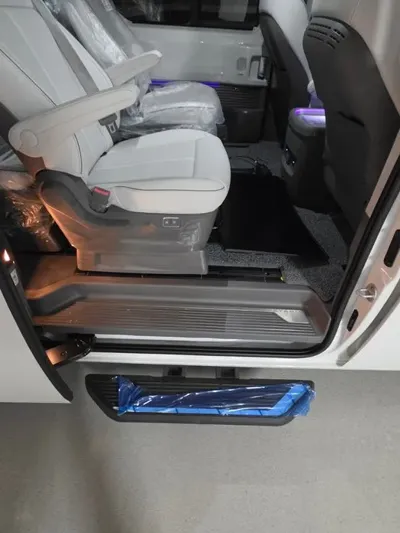 Hyundai Staria 2025, 360 км, за 75000000 KRW
