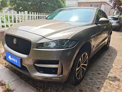 Jaguar F-Pace · 2018 год