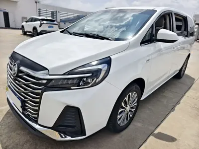 Buick GL8 · 2023 год