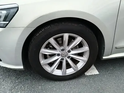 Volkswagen Passat 2017, 129500 км, за 45800 CNY - фото 23