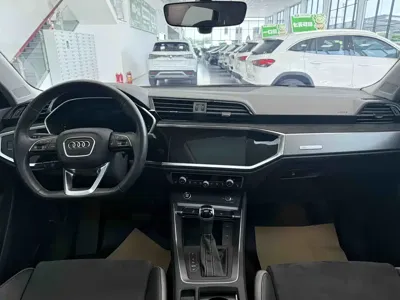 Audi Q3 2023, 17500 км, за 215000 CNY - фото 19
