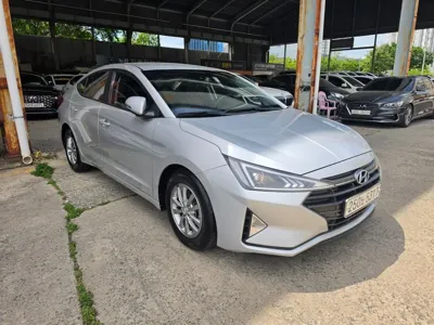 Hyundai Avante 2019, 127994 км, за 10600000 KRW