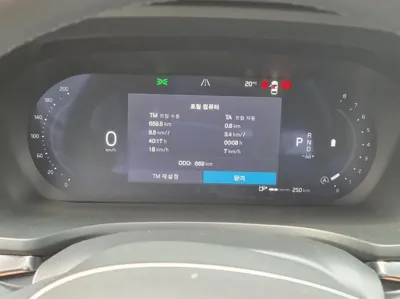 Volvo V60 2025, 669 км, за 52000000 KRW - фото 8