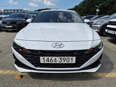 Hyundai Avante · 2023 год