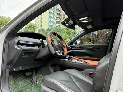 Changan UNI-V 2022, 50000 км, за 61800 CNY - фото 8