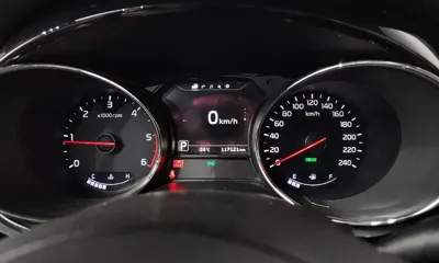 Kia Canival 2017, 117121 км, за 12500000 KRW - фото 8