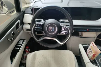 Buick GL8 New Energy 2024, 85800 км, за 230030.85 CNY - фото 10