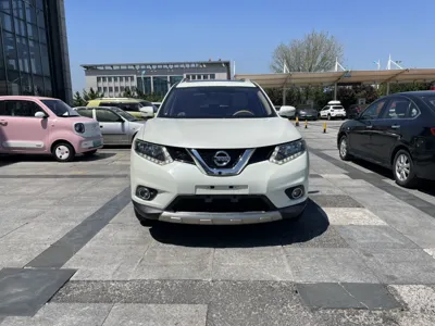 Nissan X-Trail 2014, 75100 км, за 60569.91 CNY