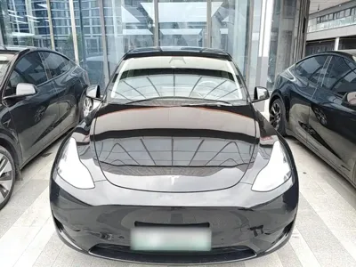 Tesla Model Y 2023, 26900 км, за 178200 CNY