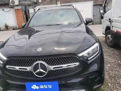 Mercedes-Benz GLC 2025, 9300 км, за 338000 CNY