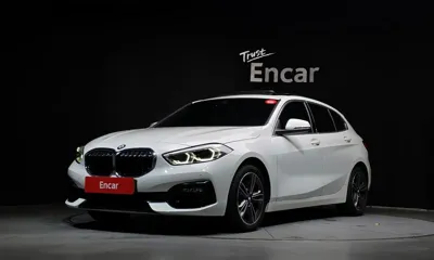 BMW 1-Series · 2022 год