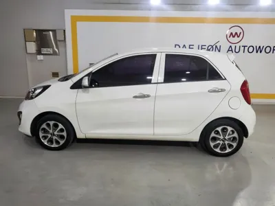 Kia Morning 2012, 64016 км, за 4700000 KRW