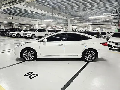 Hyundai Grandeur 2014, 145612 км, за 7000000 KRW