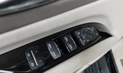 Cadillac Escalade 2022, 38475 км, за 89000000 KRW - фото 43