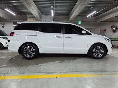 Kia Canival 2019, 41855 км, за 15990000 KRW - фото 19