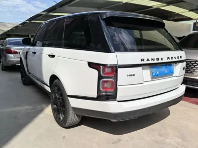 Land Rover Range Rover 2018, 152000 км, за 468000 CNY