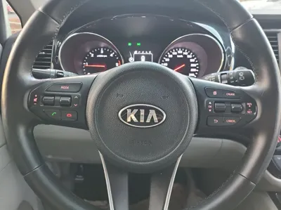 Kia Canival 2017, 117000 км, за 10300000 KRW - фото 14