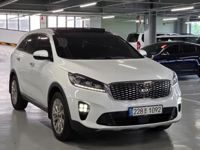 Kia Sorento 2018, 127610 км, за 14900000 KRW