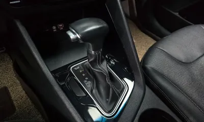 Kia Niro 2018, 121969 км, за 10500000 KRW - фото 9
