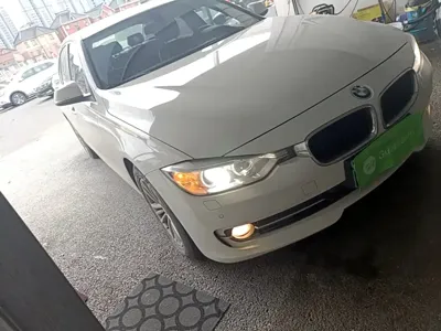BMW 3 Series 2015, 143900 км, за 44300 CNY