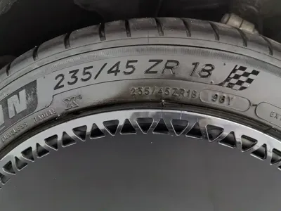 Tesla Model 3 2021, 125300 км, за 103900 CNY - фото 24
