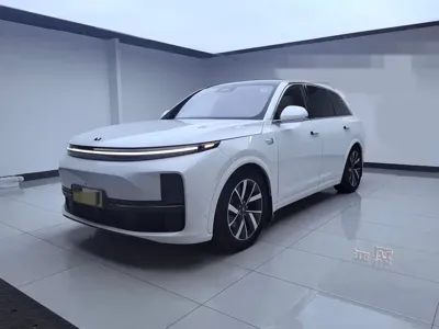 Li Auto Li L7 · 2023 год