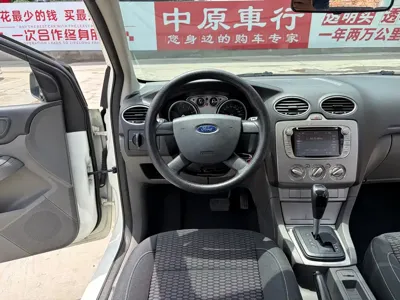 Ford Focus 2014, 60000 км, за 14800 CNY - фото 9