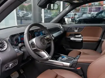 Mercedes-Benz GLB 2025, 8000 км, за 183800 CNY - фото 12