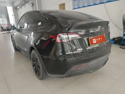 Tesla Model Y 2024, 27000 км, за 188800 CNY