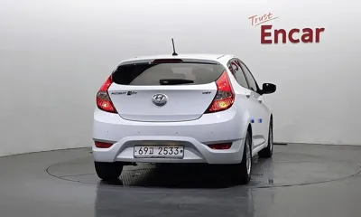Hyundai Accent 2011, 207581 км, за 4990000 KRW