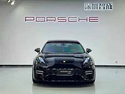 Porsche Panamera 2021, 80000 км, за 658000 CNY