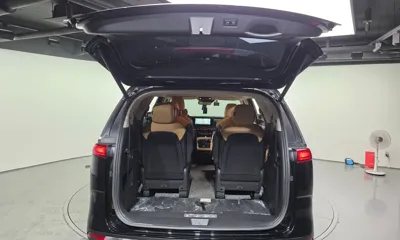 Kia Canival 2023, 63840 км, за 23490000 KRW - фото 20