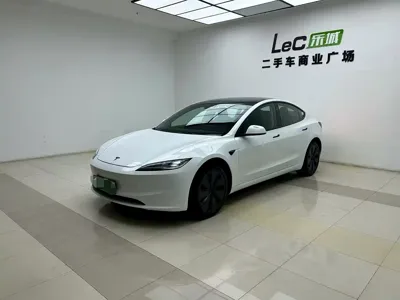Tesla Model 3 · 2025 год